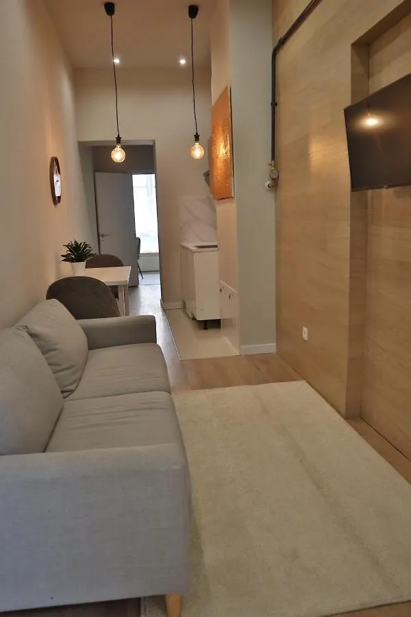 Квартира В Центрі На Вулиці Староєврейській 15А Біля Наливок Львова Apartment Lviv